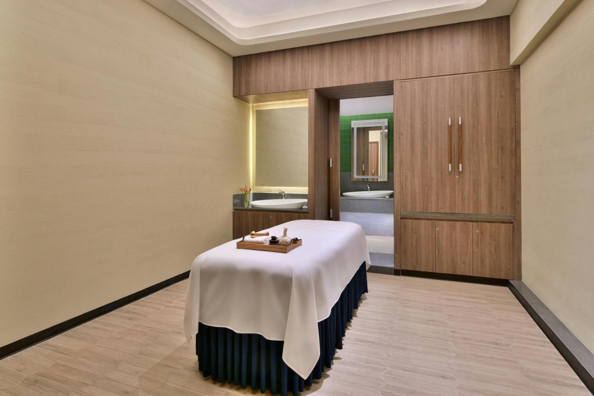 Hotel The Artiste, Kochi, A Tribute Portfolio By Marriott Zewnętrze zdjęcie